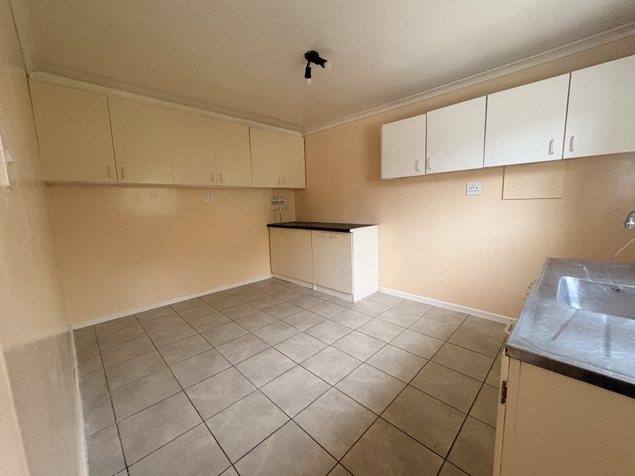 To Let 1 Bedroom Property for Rent in Belthorn Estate Western Cape